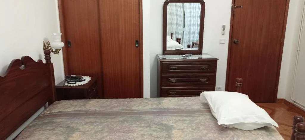 A look inside Hotel Primavera guest rooms, photograph 2